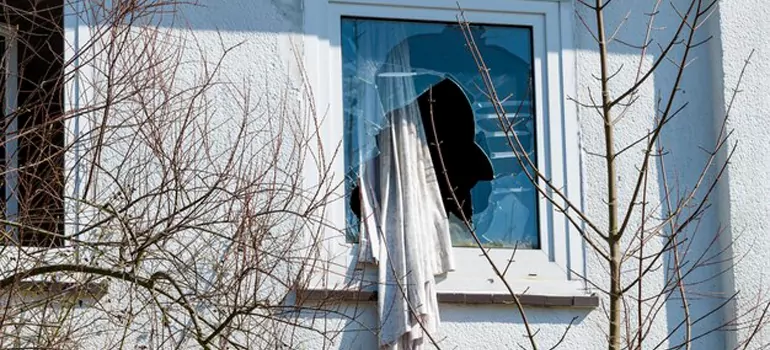 Storm Window Installation Contractors in West Palm Beach, FL
