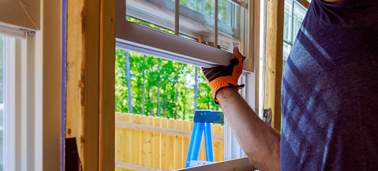 >Bay Window Curtain Rail Track in West Palm Beach, FL